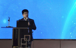南宫28在LED显示权威论坛颁发关于LED云平台的主题演讲